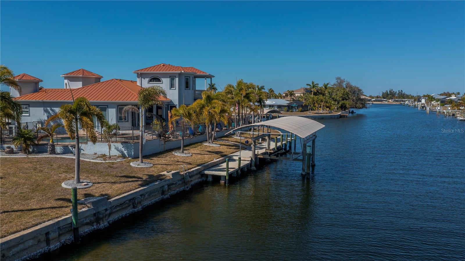 Image 78 of 93 For 290 Tait Terrace Se