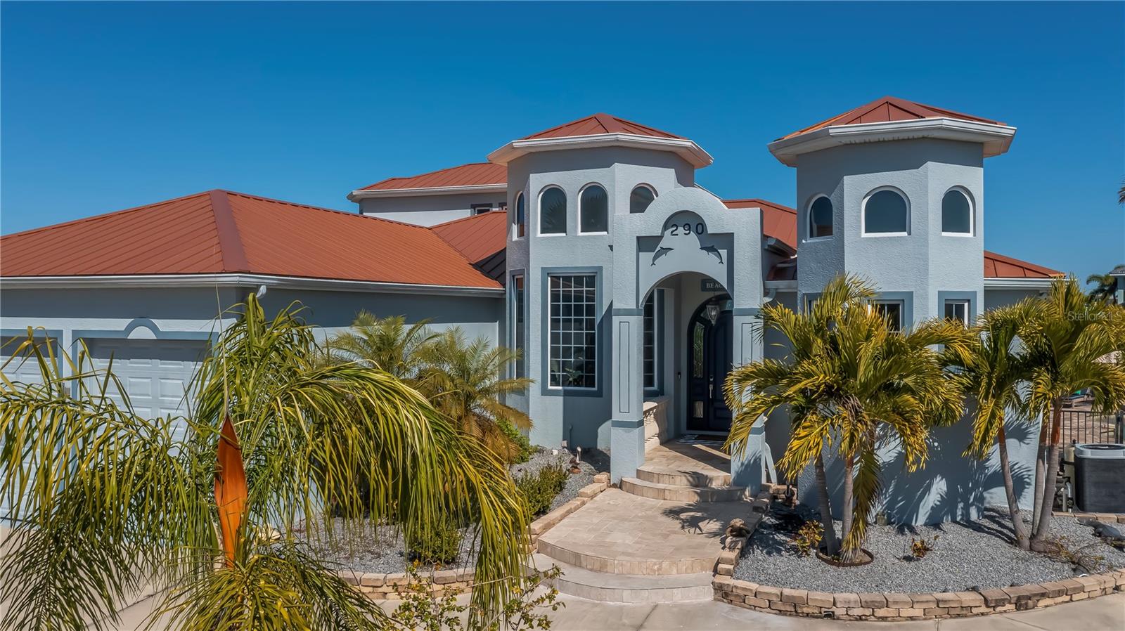 Image 84 of 93 For 290 Tait Terrace Se