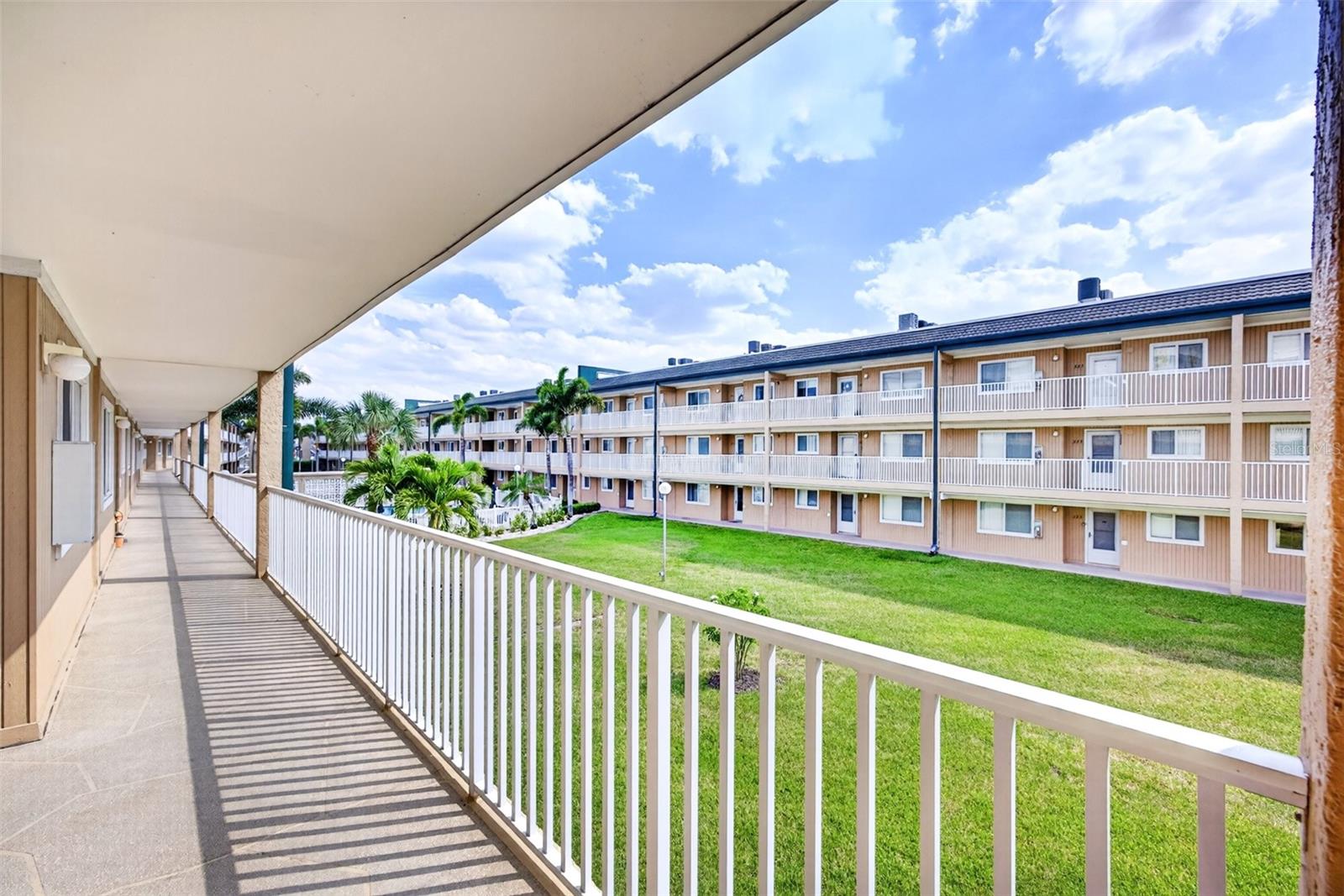 Image 23 of 34 For 150 Harborside Avenue 203