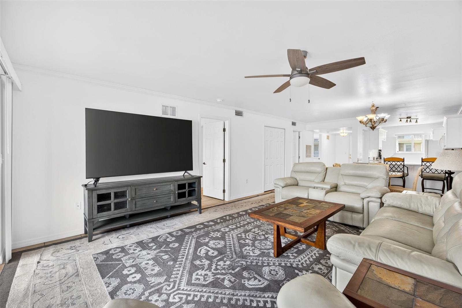 Image 7 of 34 For 150 Harborside Avenue 203