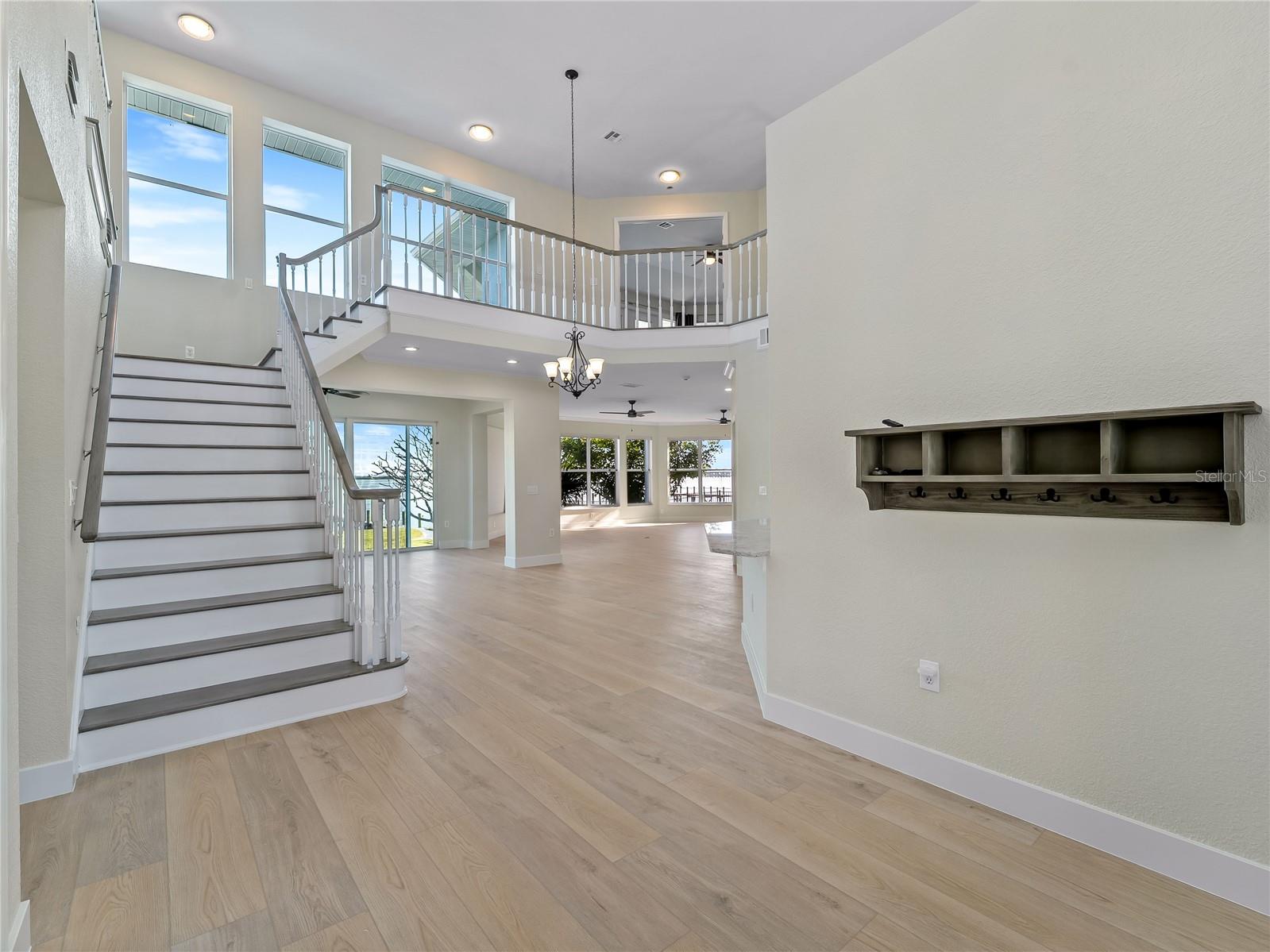 Image 11 of 90 For 4430 North Shore Drive