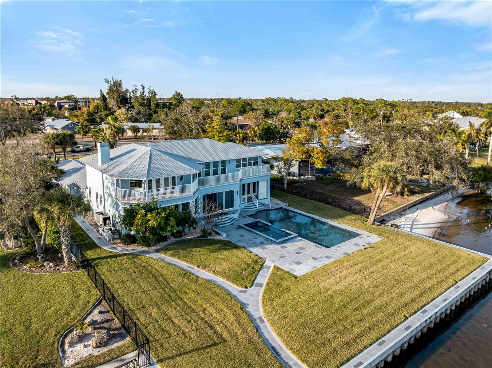 Image 3 of 90 For 4430 North Shore Drive