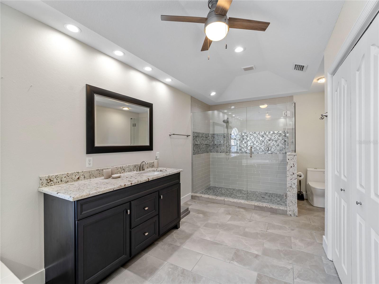 Image 60 of 90 For 4430 North Shore Drive