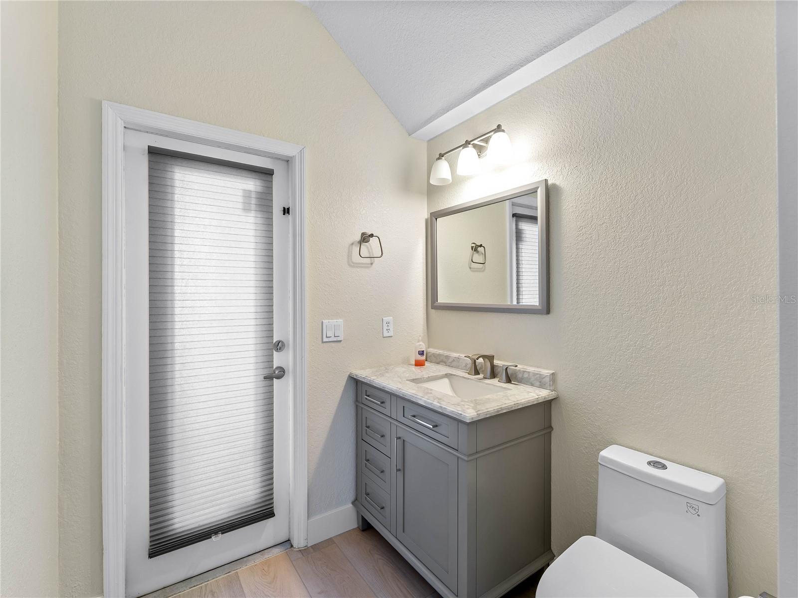 Image 74 of 90 For 4430 North Shore Drive