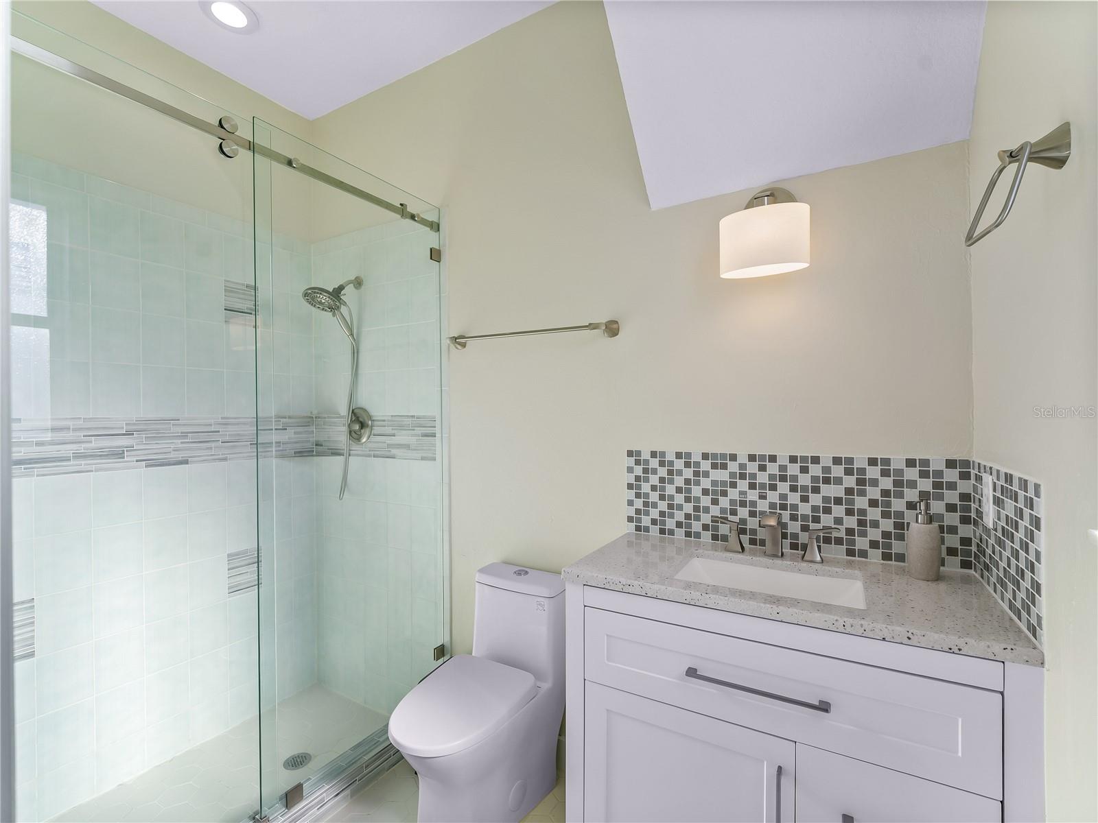 Image 78 of 90 For 4430 North Shore Drive