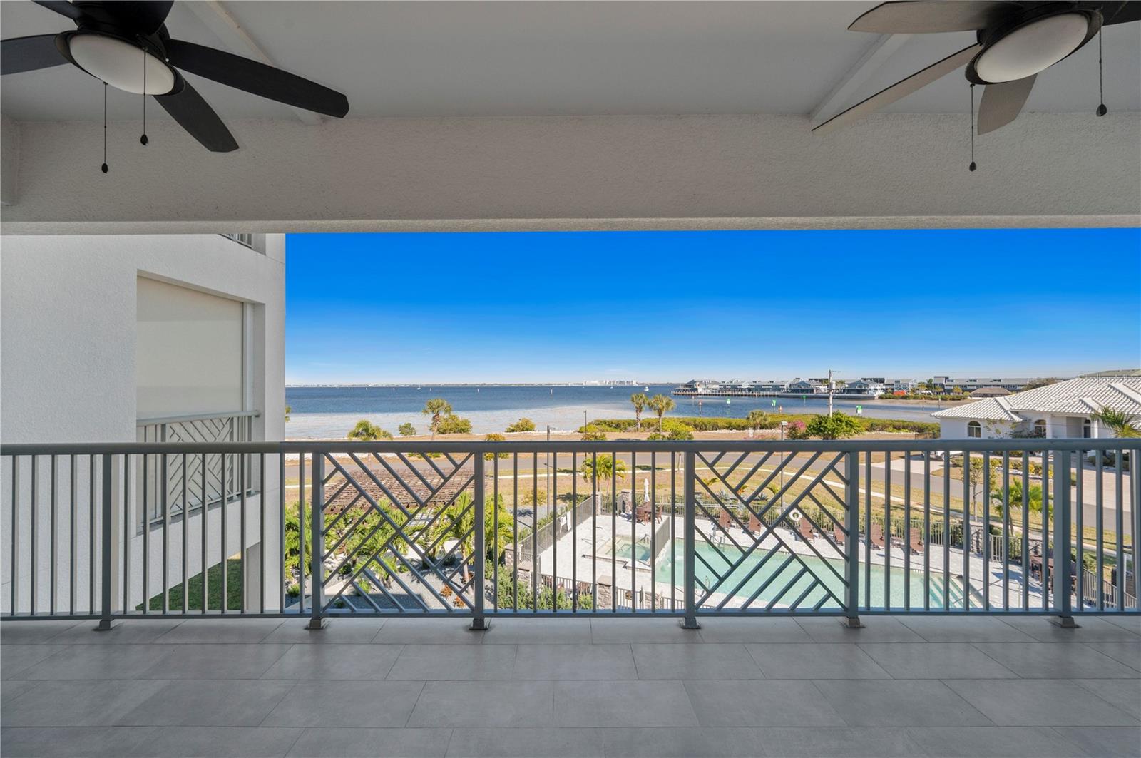 Image 21 of 60 For 1425 Park Beach Circle 1310