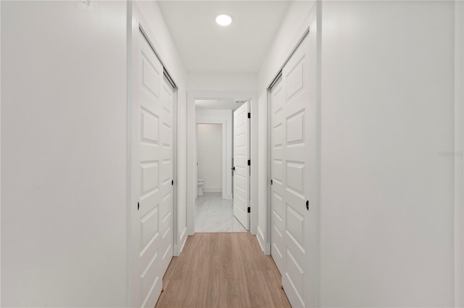 Image 28 of 60 For 1425 Park Beach Circle 1310