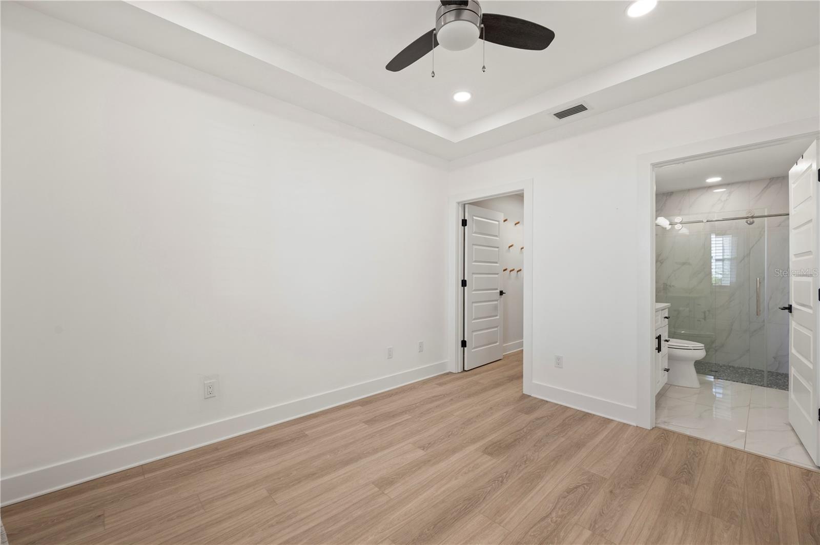 Image 33 of 60 For 1425 Park Beach Circle 1310