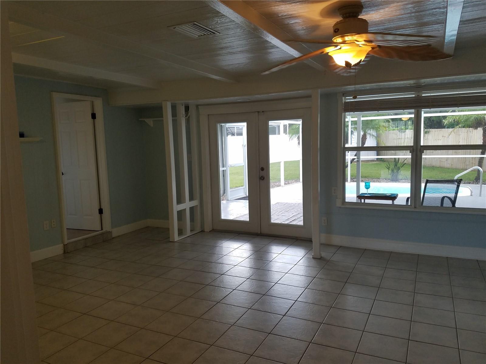 Image 11 of 31 For 21221 Burkhart Drive