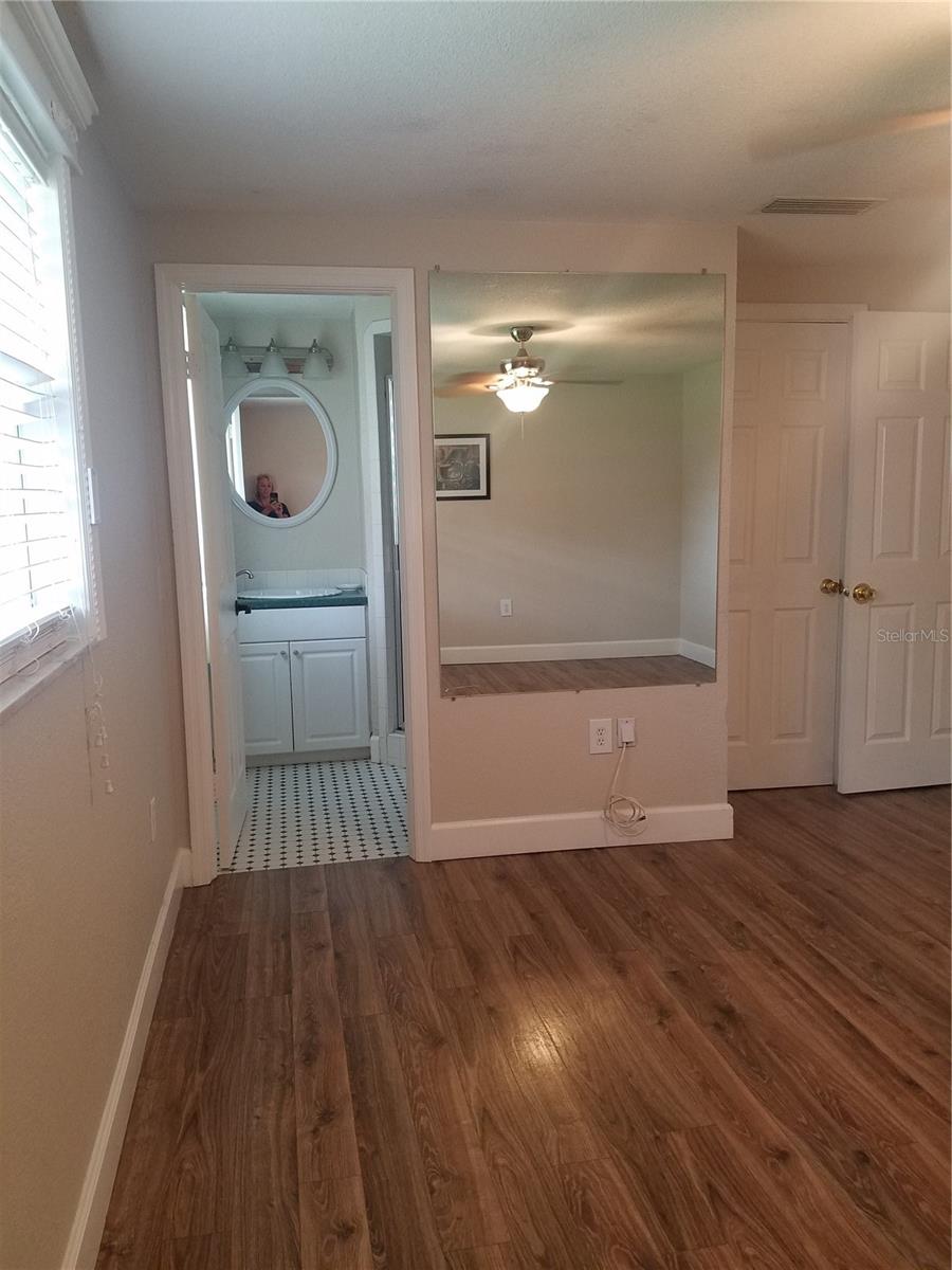 Image 16 of 31 For 21221 Burkhart Drive