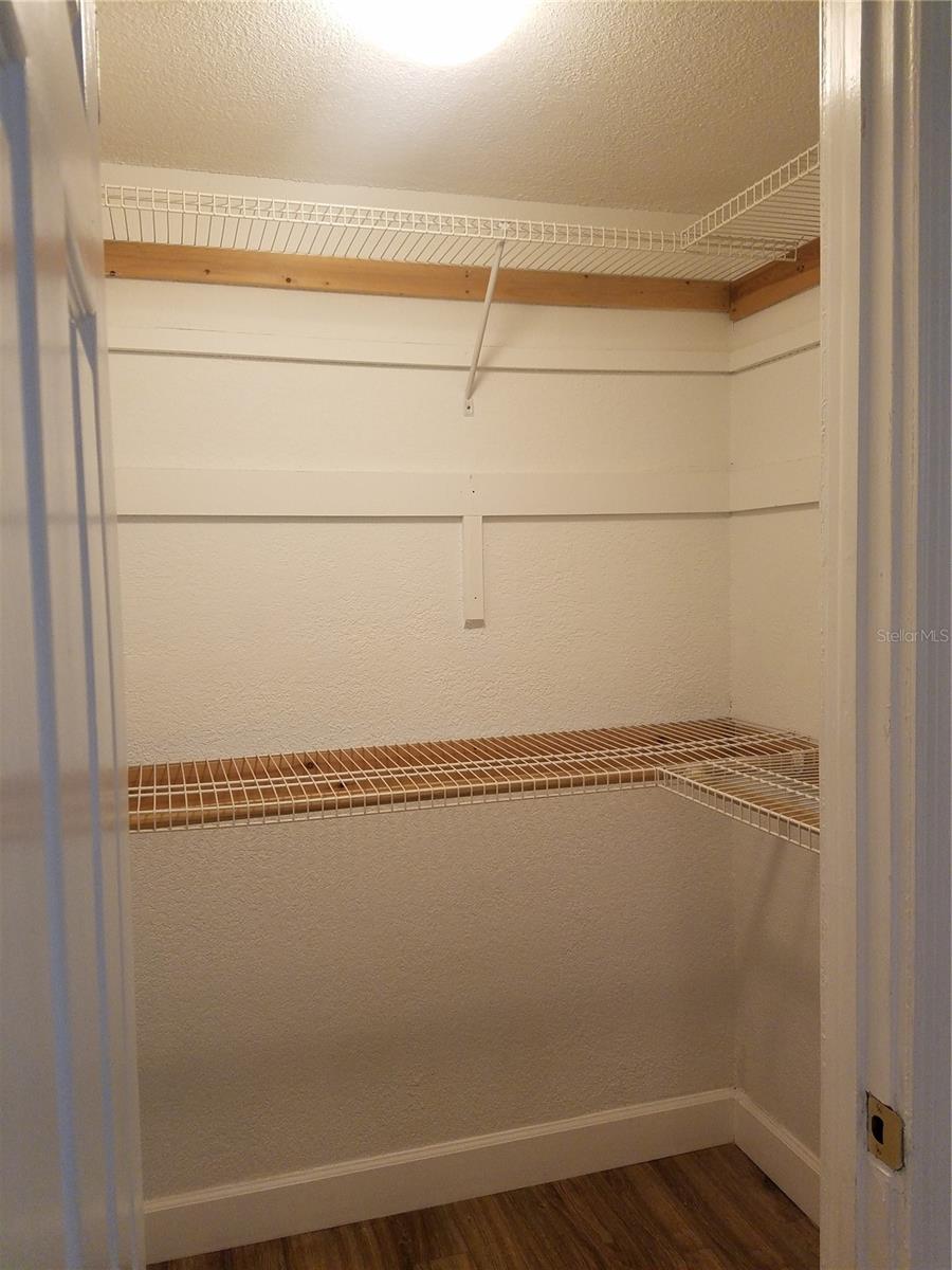 Image 17 of 31 For 21221 Burkhart Drive