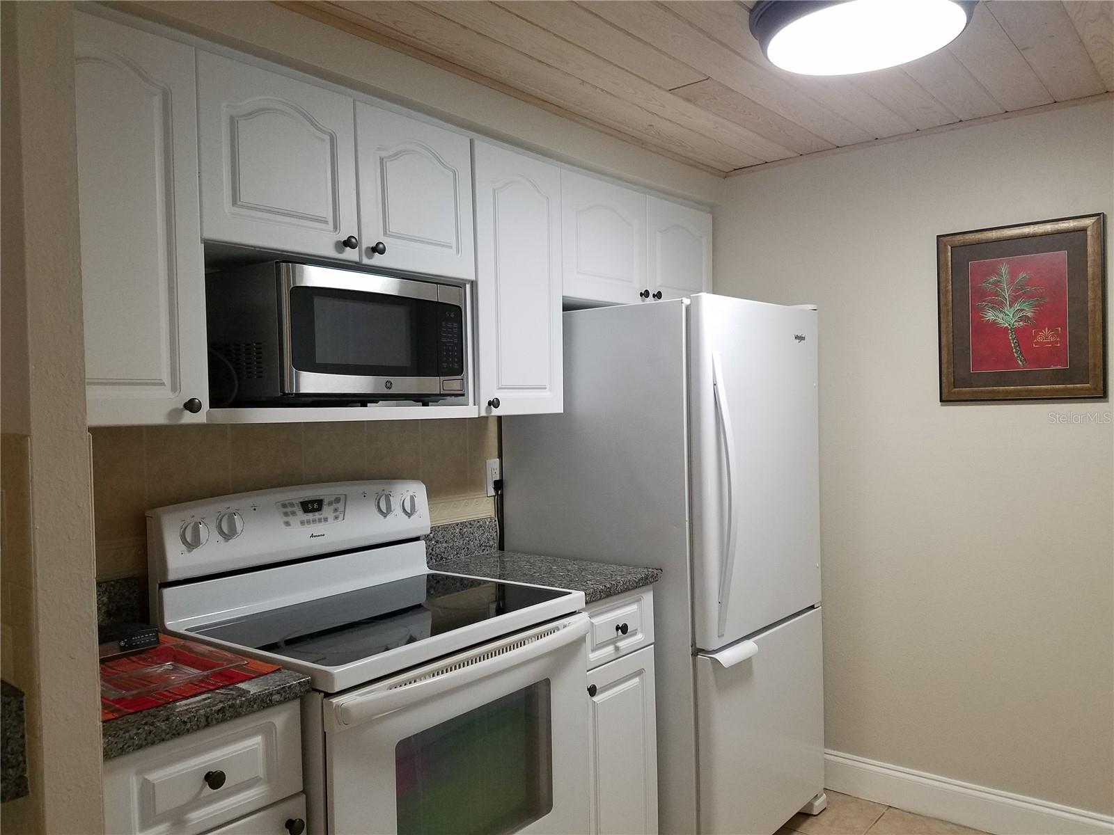 Image 6 of 31 For 21221 Burkhart Drive