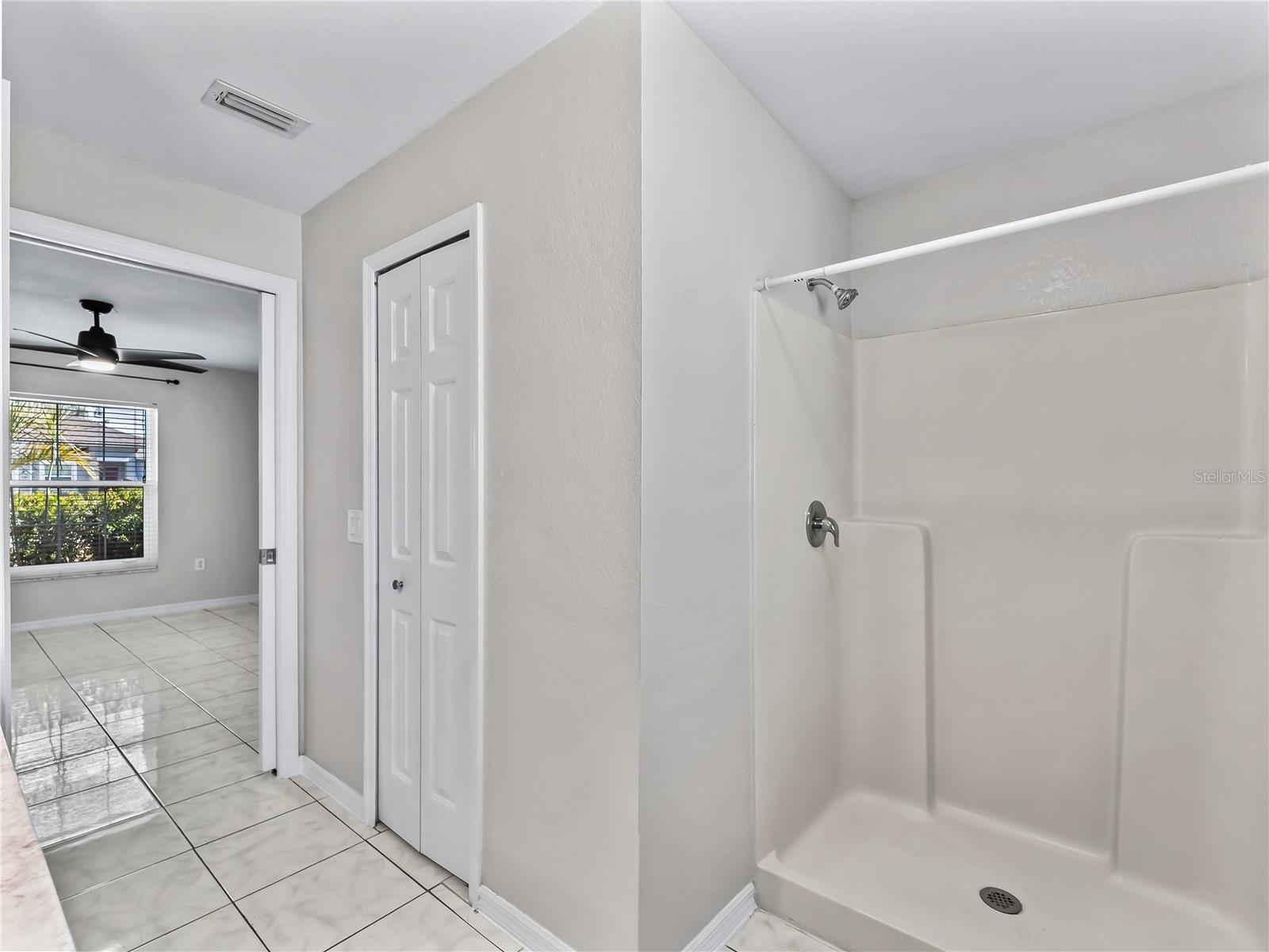 Image 11 of 46 For 4985 Beckham Street