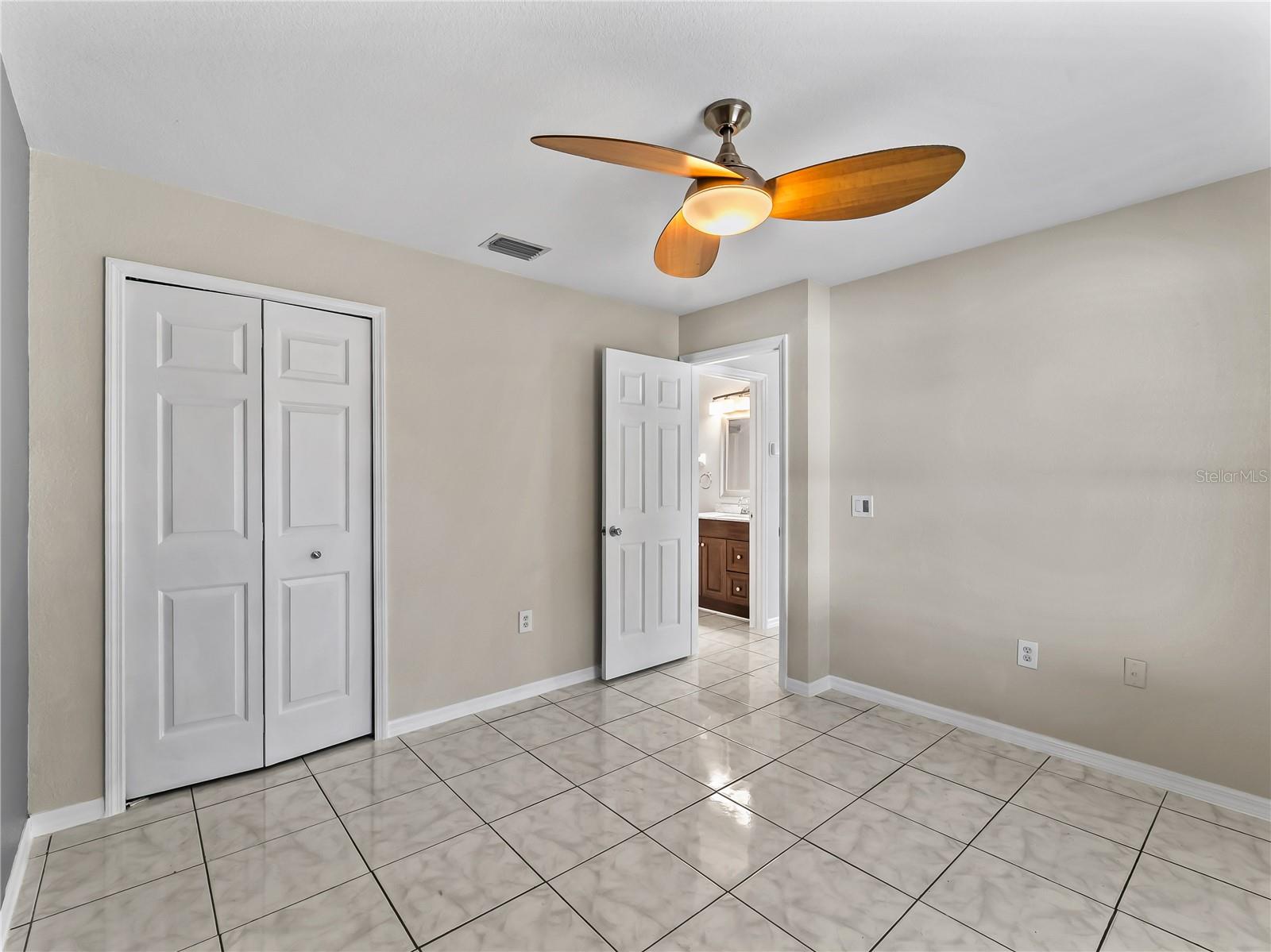 Image 14 of 46 For 4985 Beckham Street