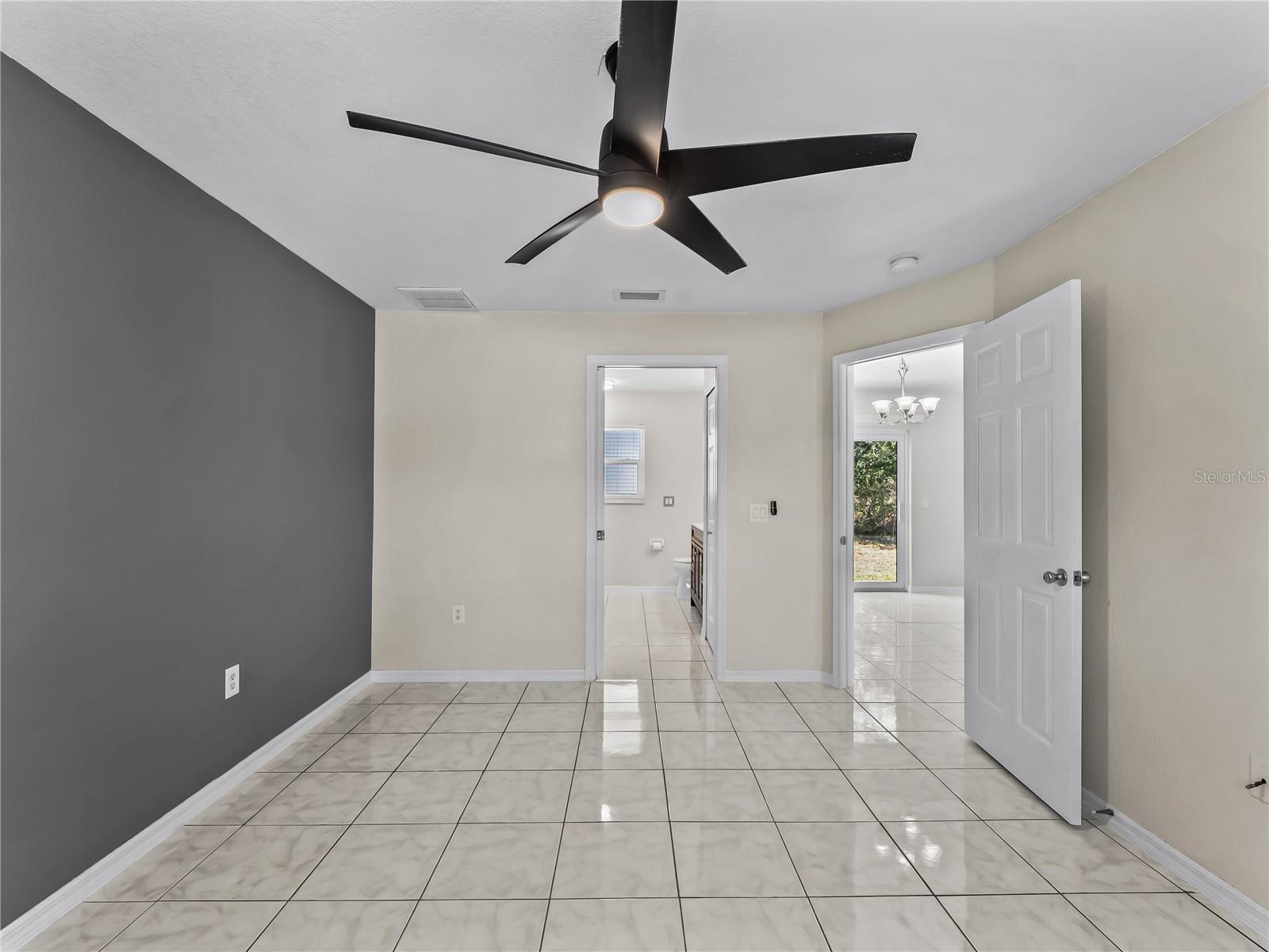 Image 9 of 46 For 4985 Beckham Street