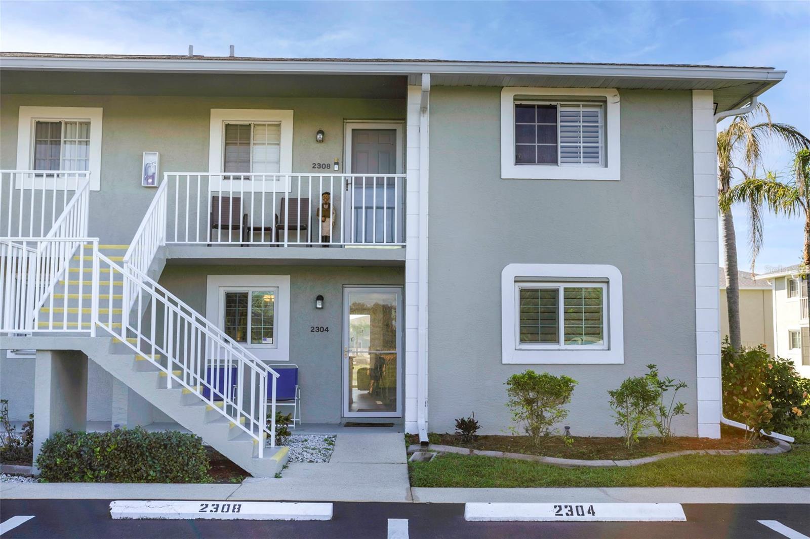 Image 3 of 25 For 3310 Loveland Boulevard 2304