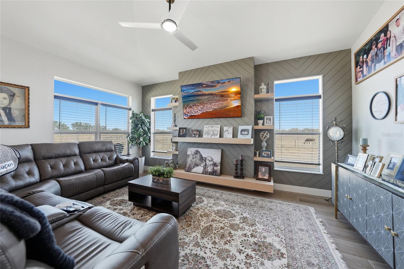 Image 3 of 57 For 2481 Faye Terrace