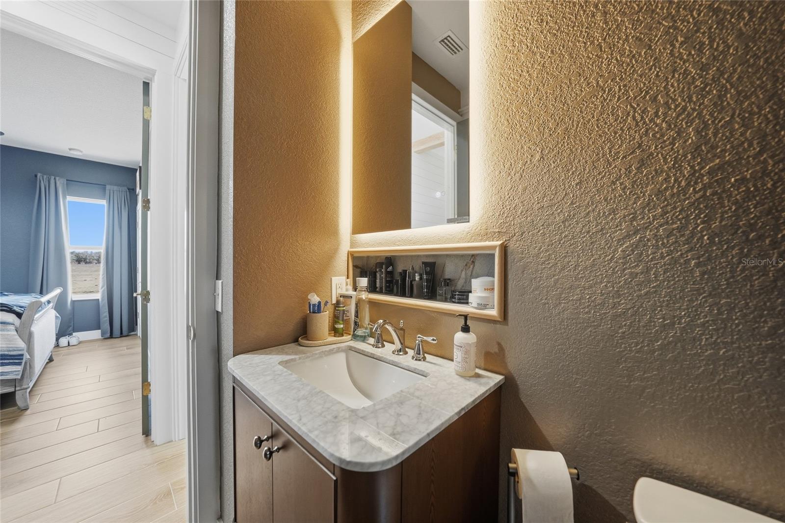 Image 30 of 57 For 2481 Faye Terrace