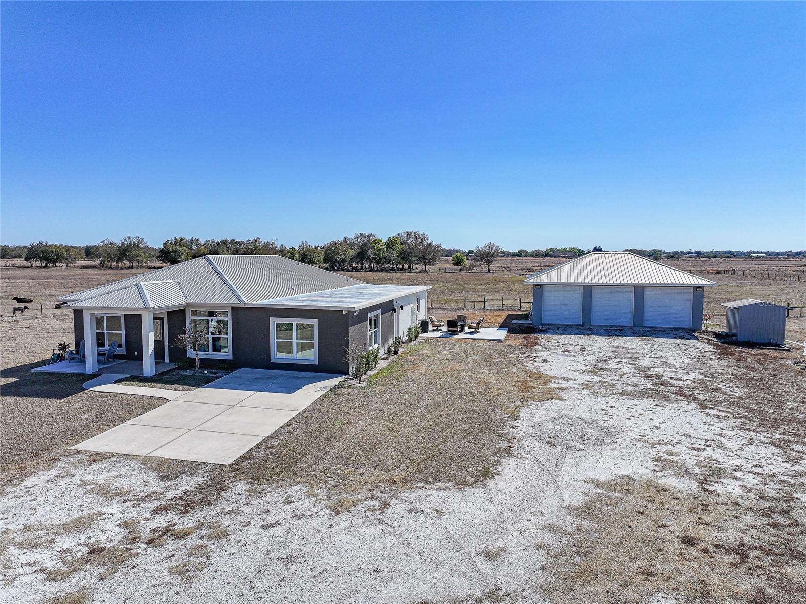 Image 53 of 57 For 2481 Faye Terrace