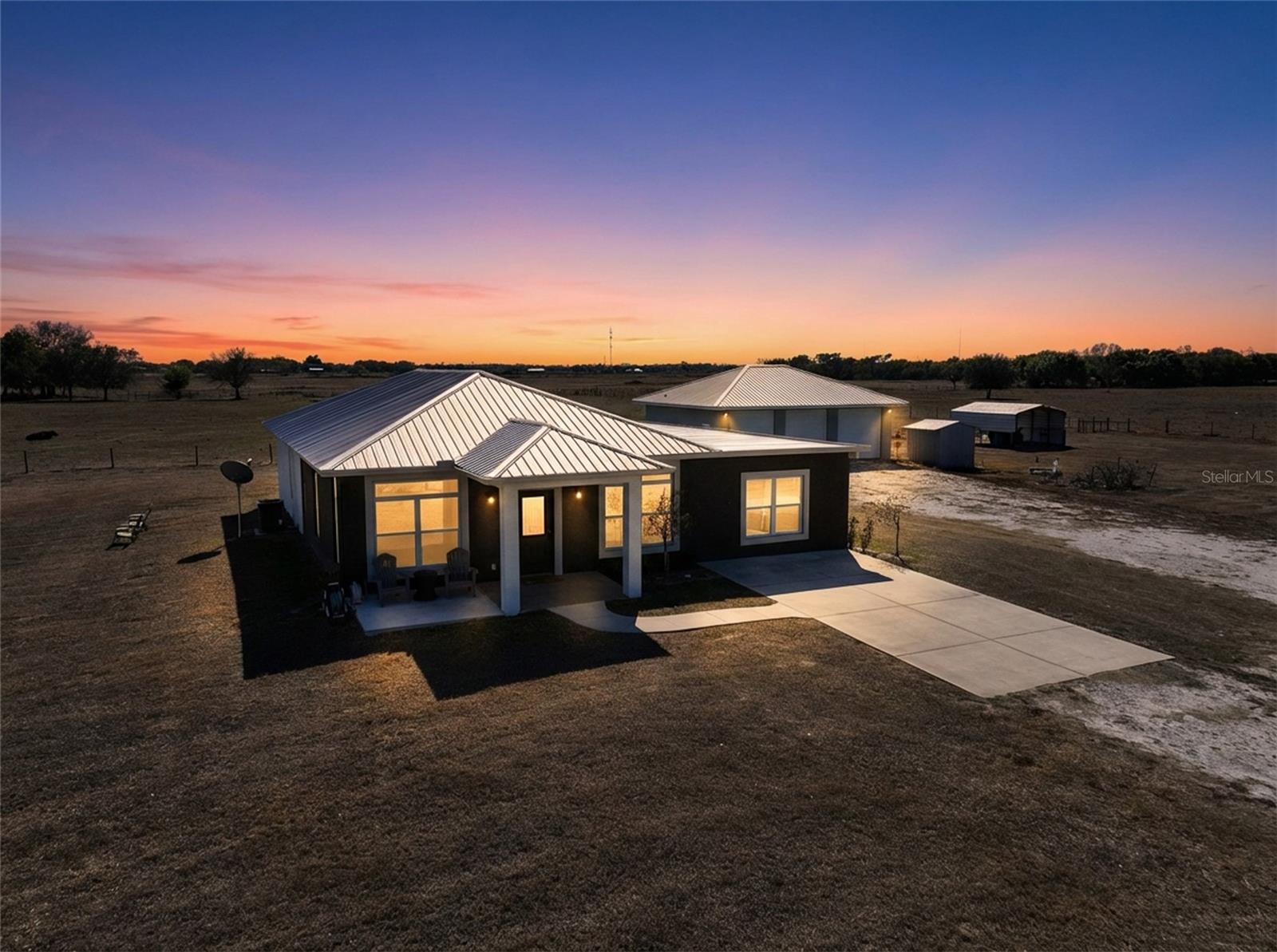 Image 56 of 57 For 2481 Faye Terrace