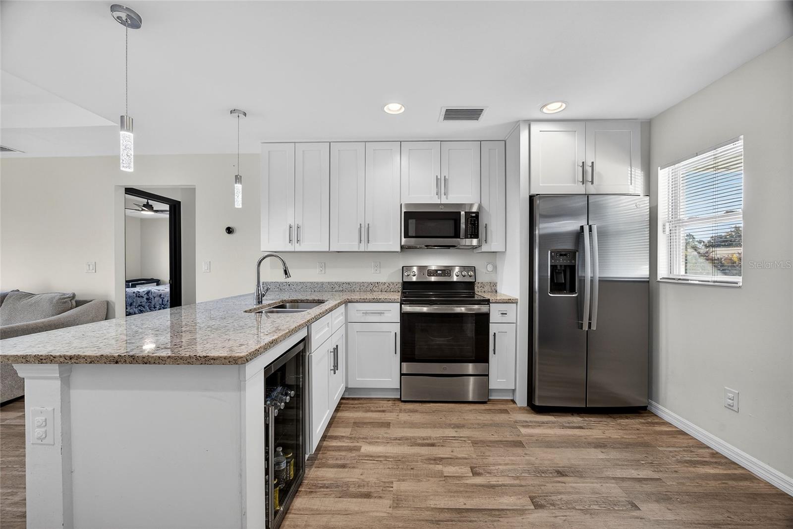 Image 5 of 30 For 27130 Savoy Drive