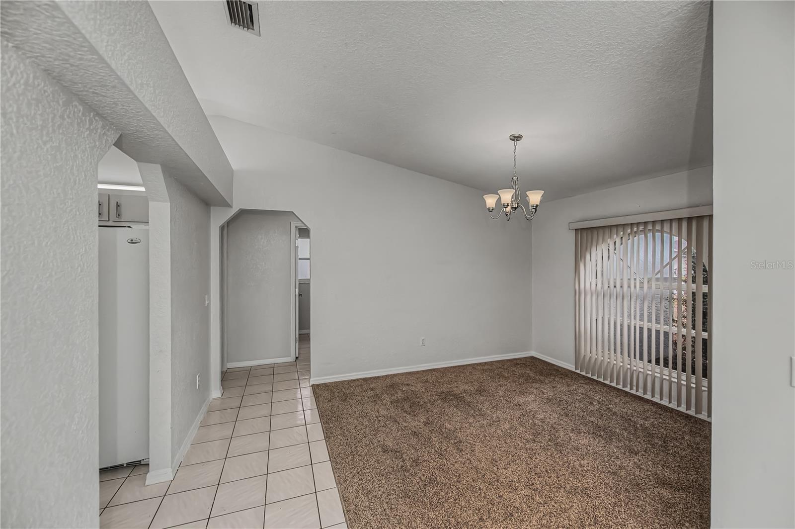 Image 16 of 61 For 293 Maraca Street