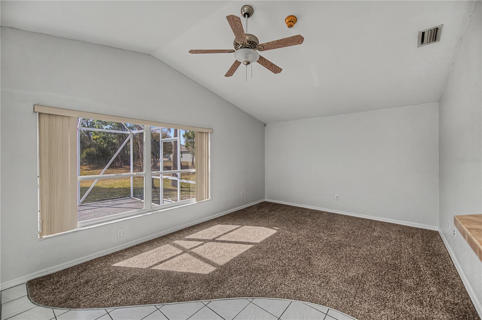 Image 23 of 61 For 293 Maraca Street