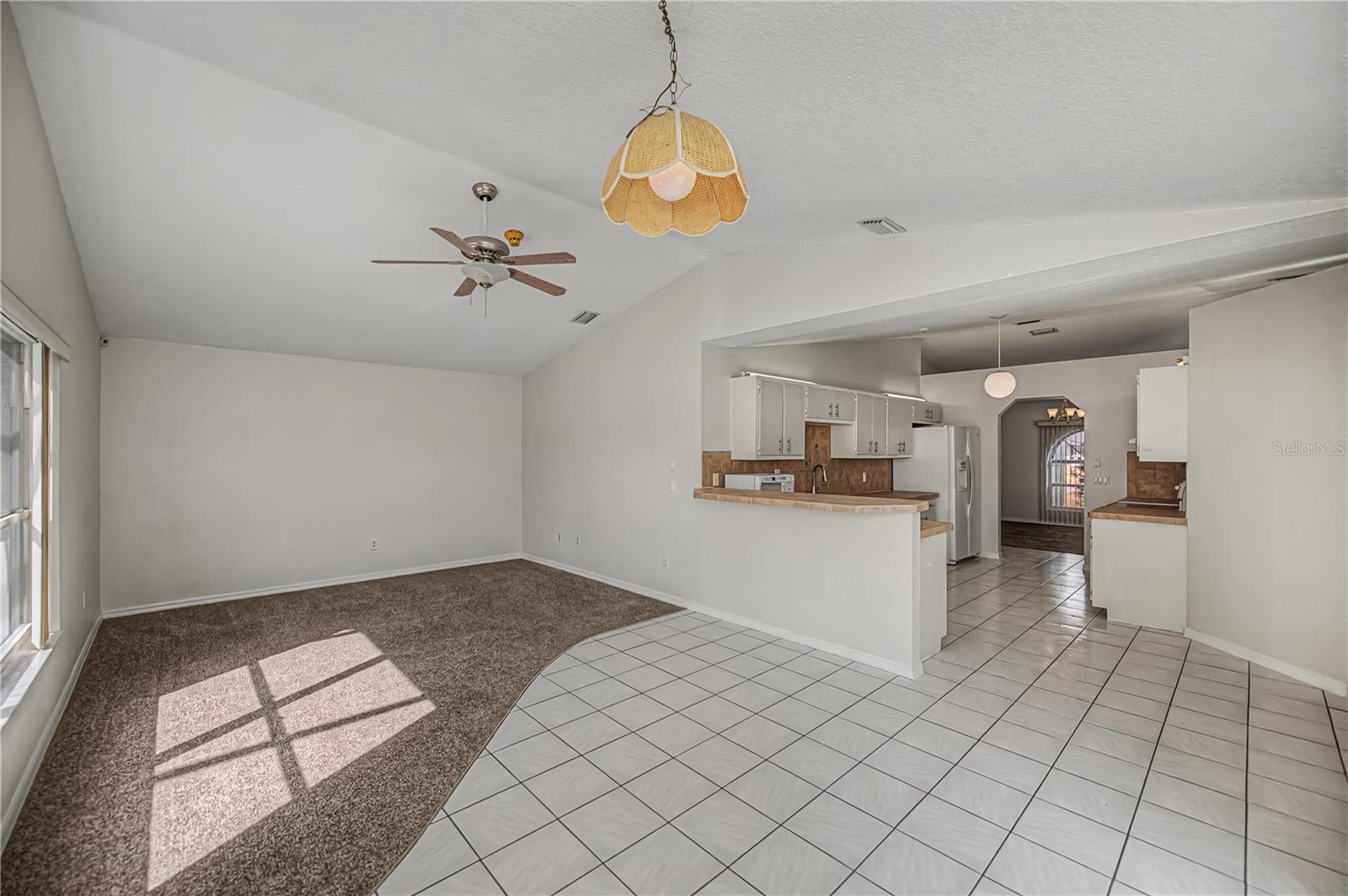 Image 26 of 61 For 293 Maraca Street