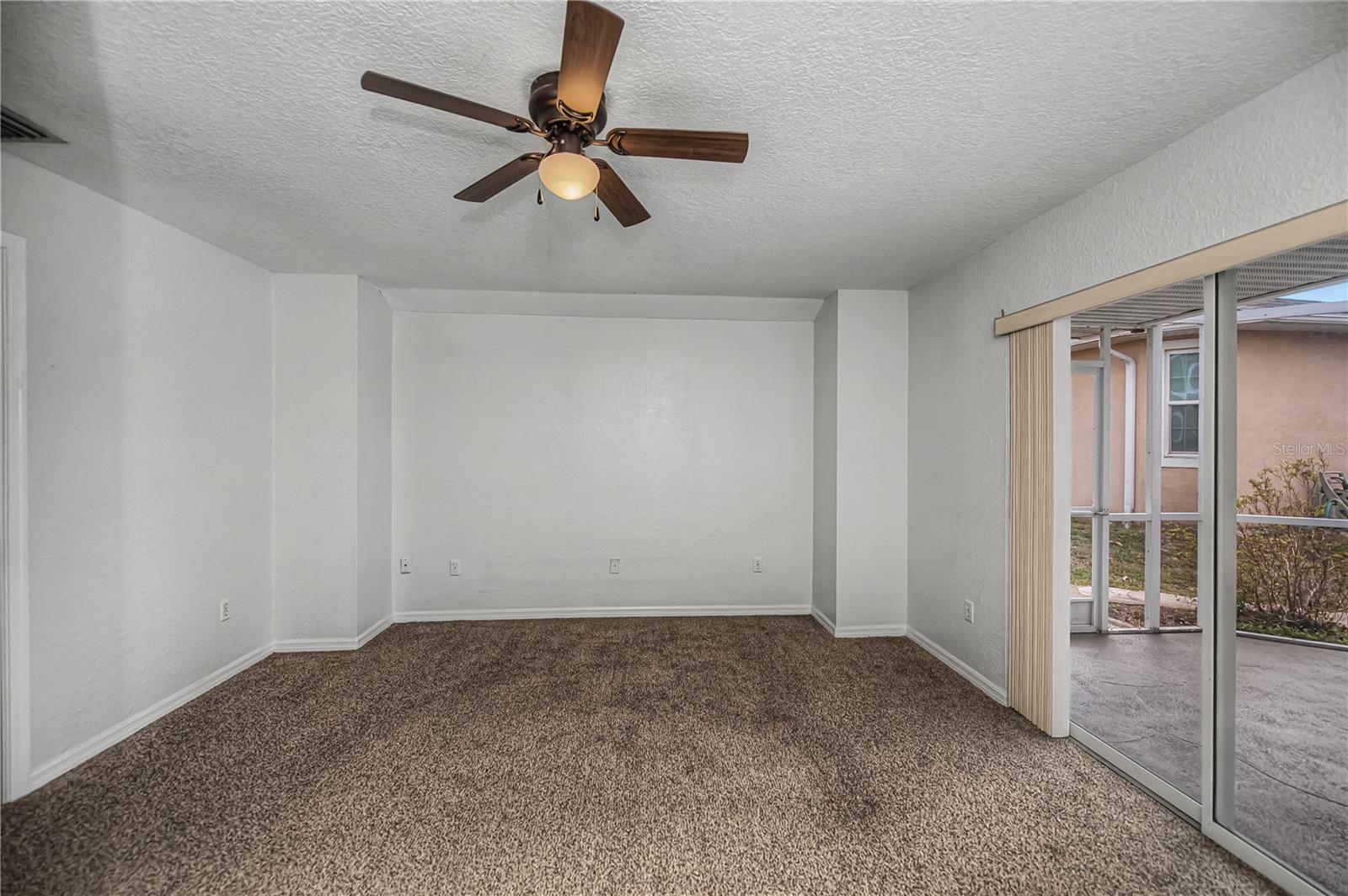 Image 27 of 61 For 293 Maraca Street