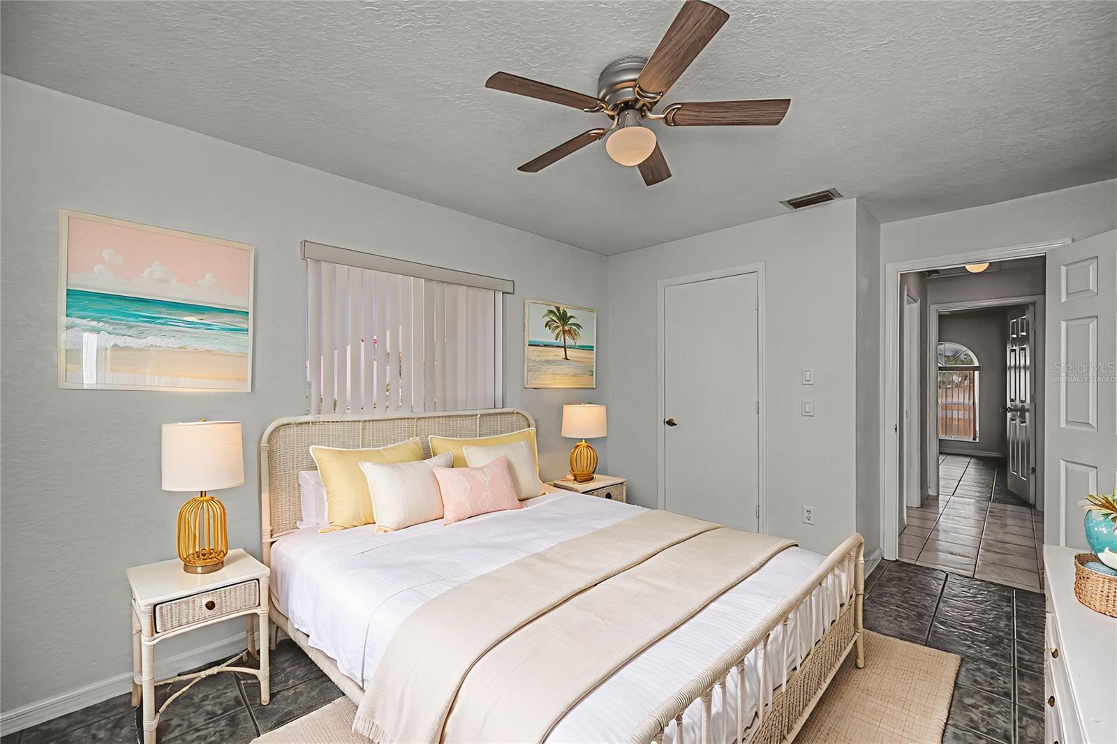 Image 37 of 61 For 293 Maraca Street