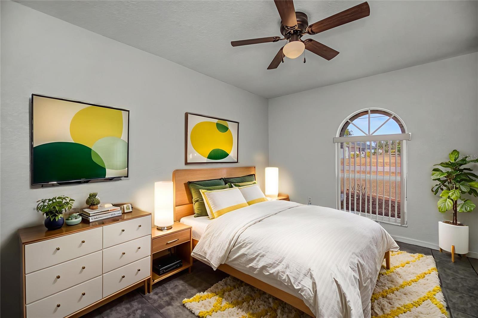 Image 42 of 61 For 293 Maraca Street