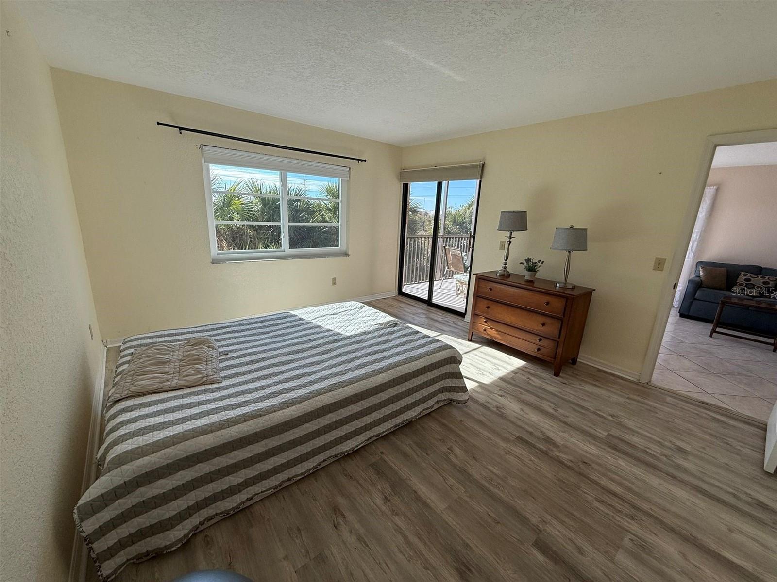 Image 12 of 21 For 175 Kings Highway 628