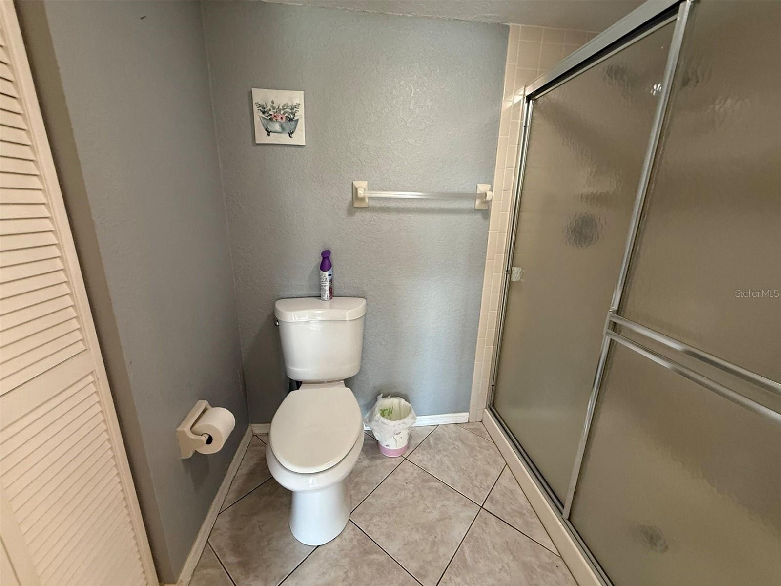 Image 14 of 21 For 175 Kings Highway 628