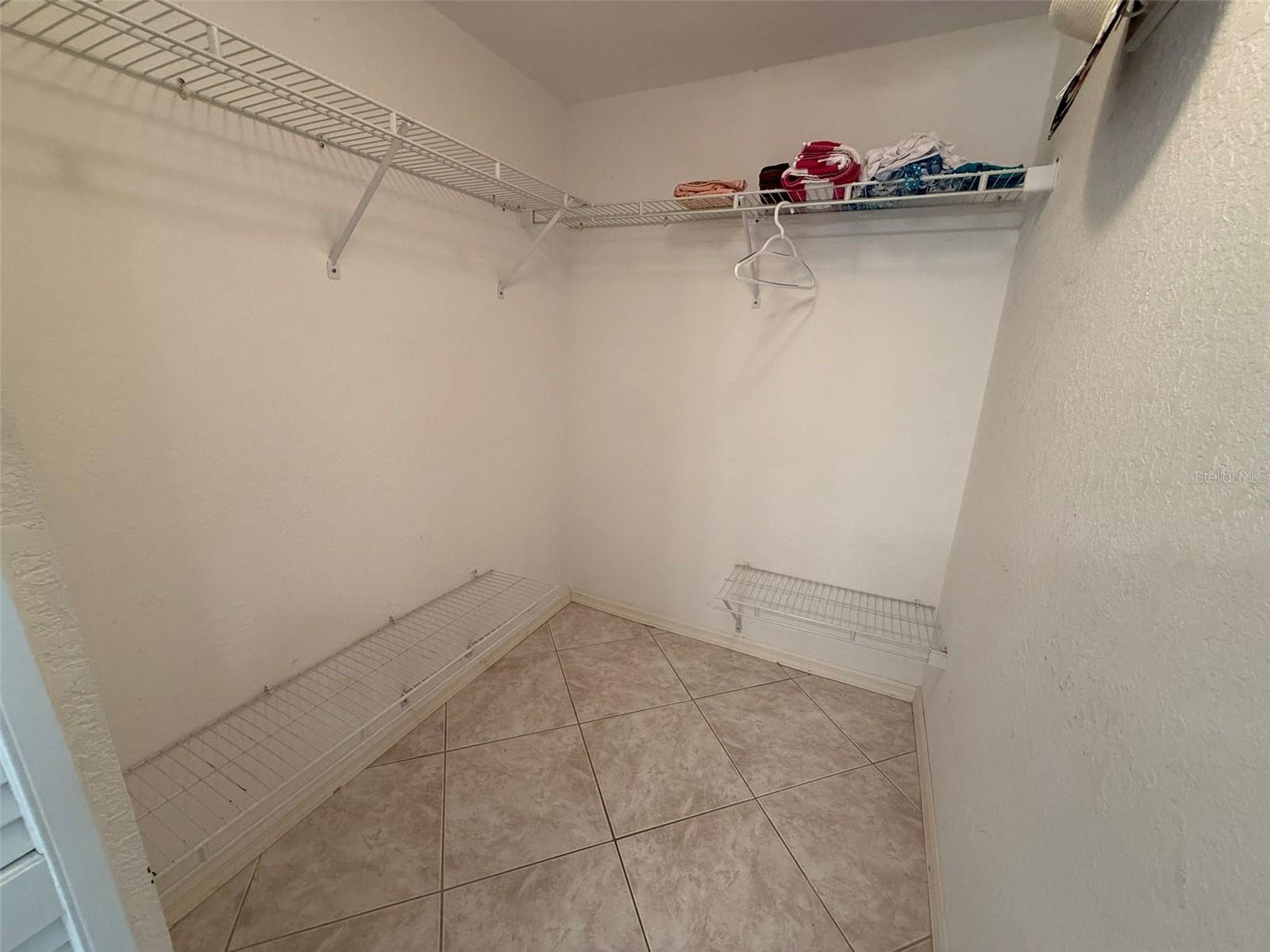 Image 15 of 21 For 175 Kings Highway 628