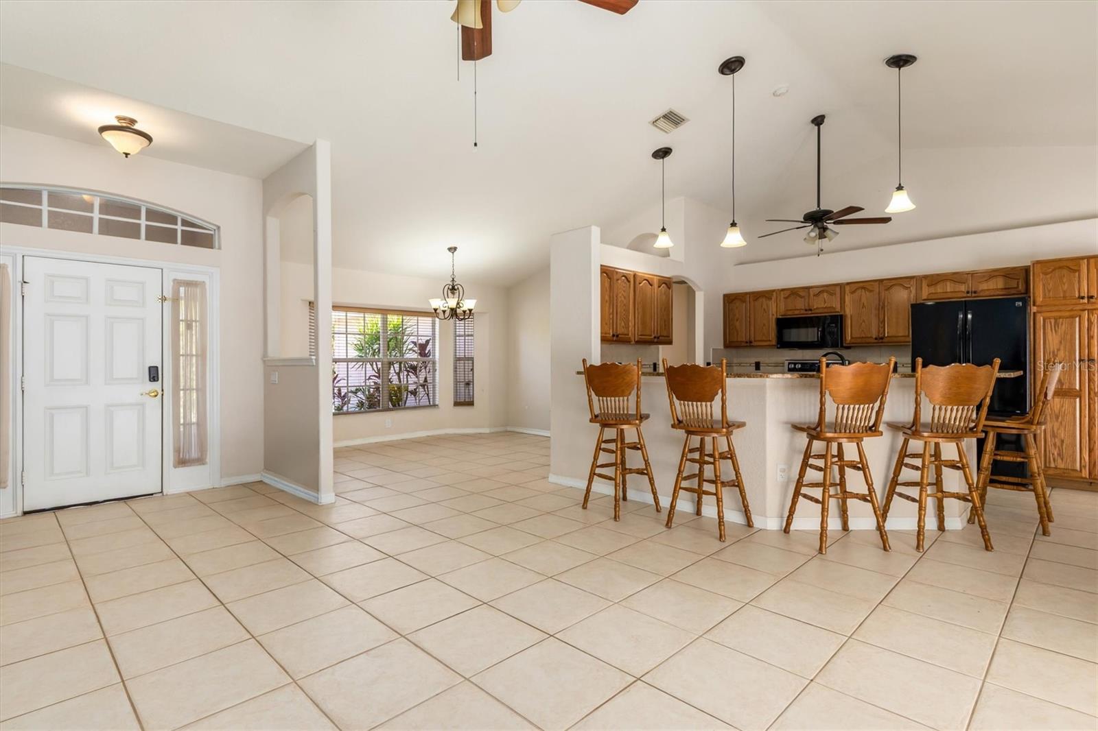 Image 14 of 58 For 3707 Giblin Drive