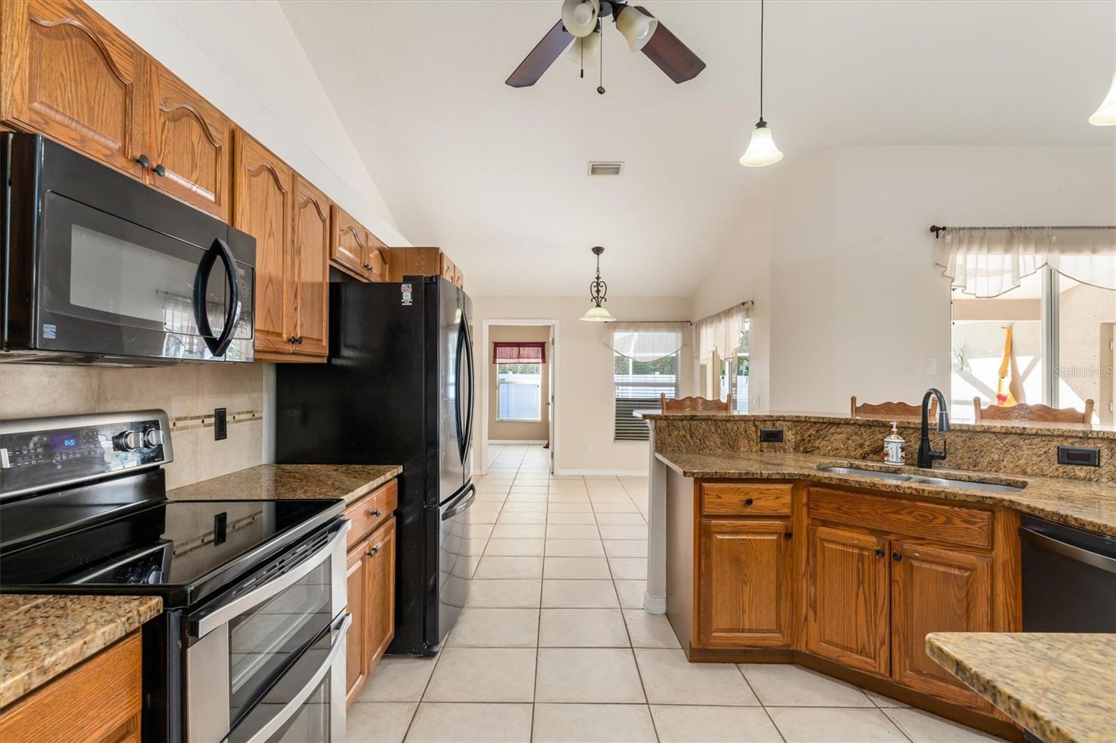 Image 16 of 58 For 3707 Giblin Drive