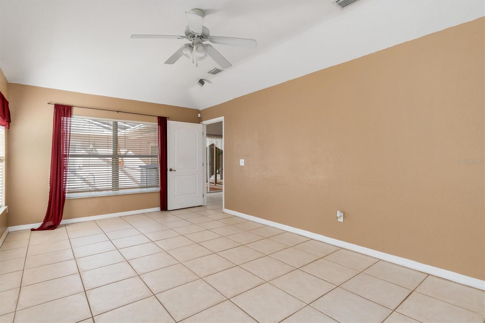 Image 24 of 58 For 3707 Giblin Drive