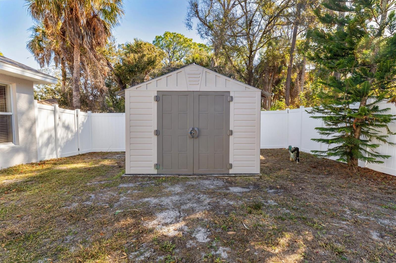 Image 44 of 58 For 3707 Giblin Drive