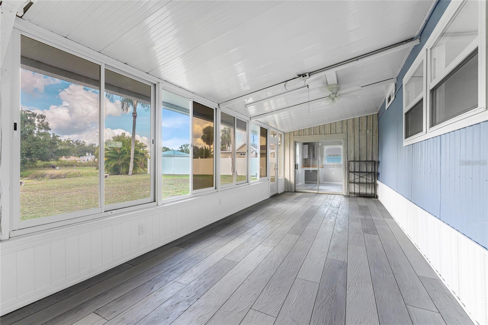 Image 20 of 48 For 11916 Newman Terrace