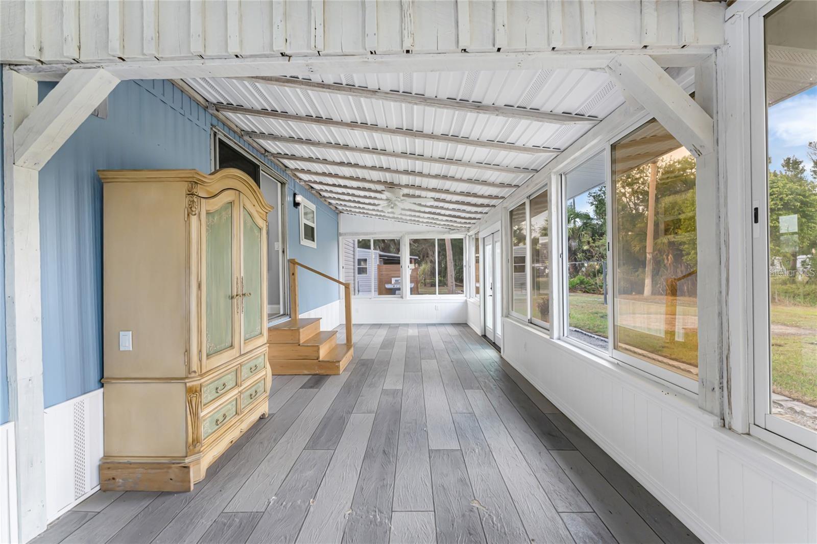 Image 24 of 48 For 11916 Newman Terrace