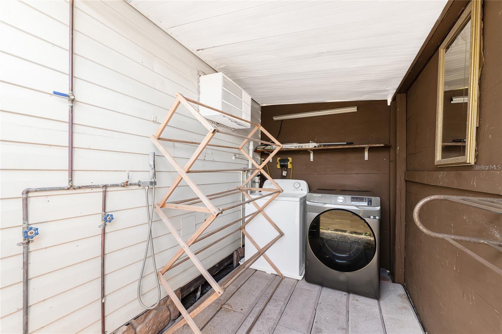 Image 33 of 48 For 11916 Newman Terrace