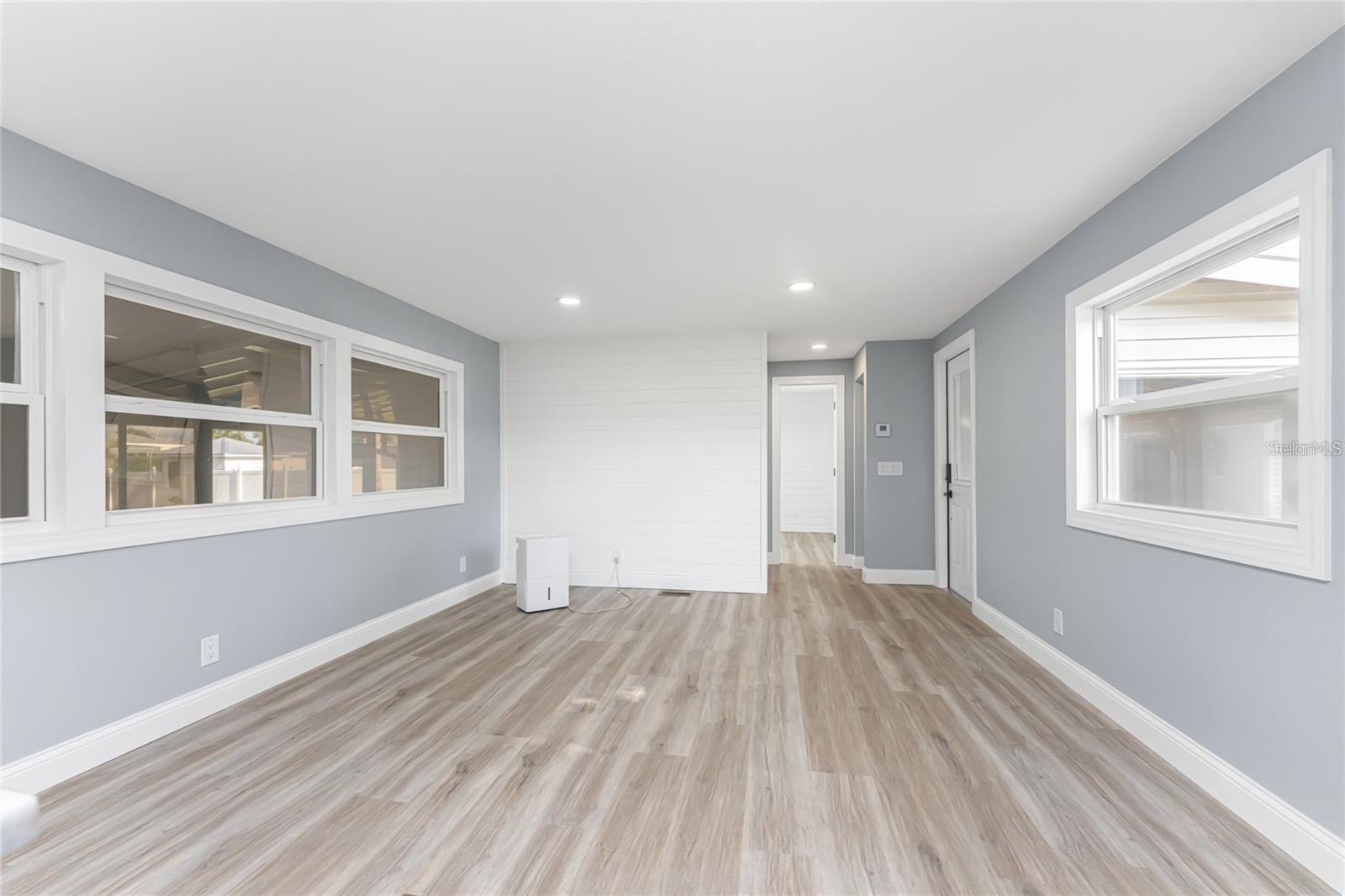 Image 46 of 48 For 11916 Newman Terrace