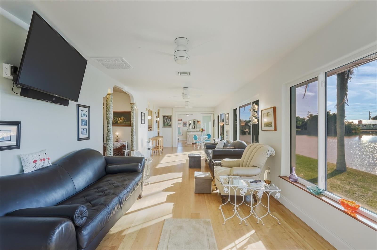 Image 15 of 47 For 2219 Cypress St