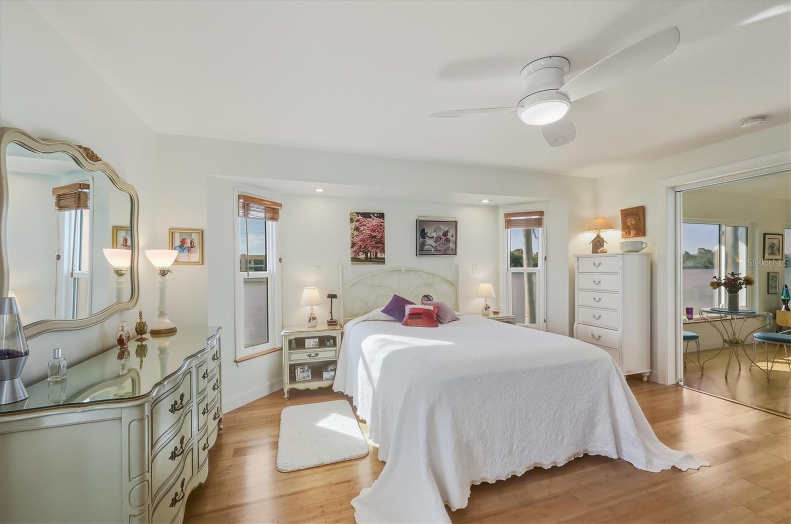 Image 25 of 47 For 2219 Cypress St