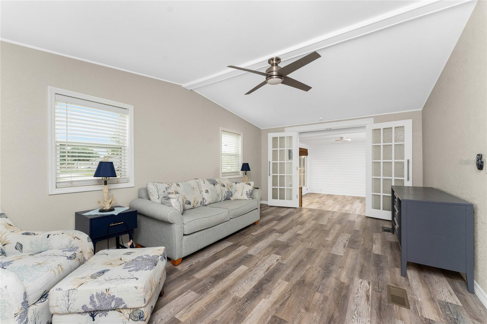 Image 12 of 52 For 15430 Olive Circle