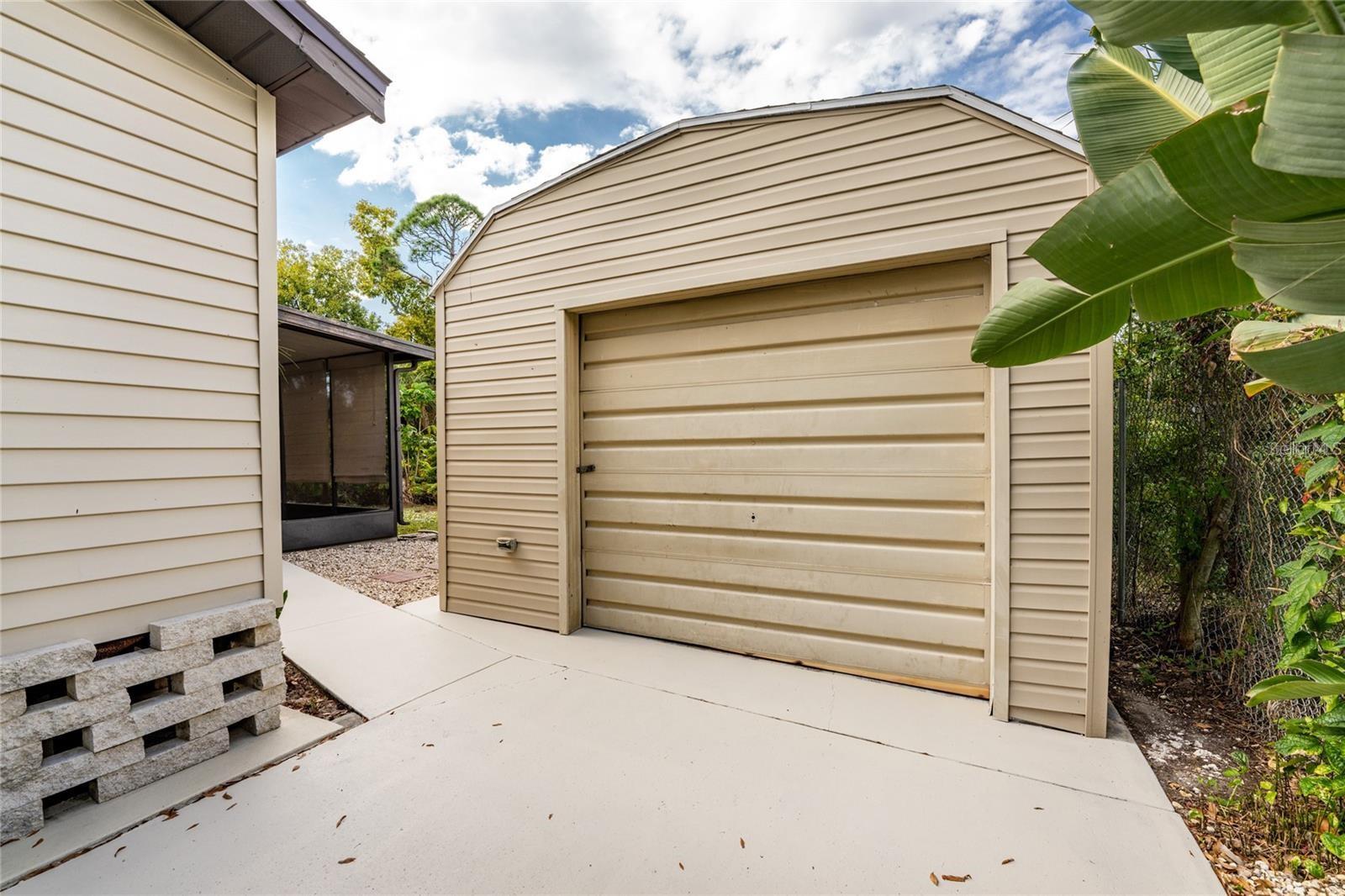 Image 39 of 52 For 15430 Olive Circle