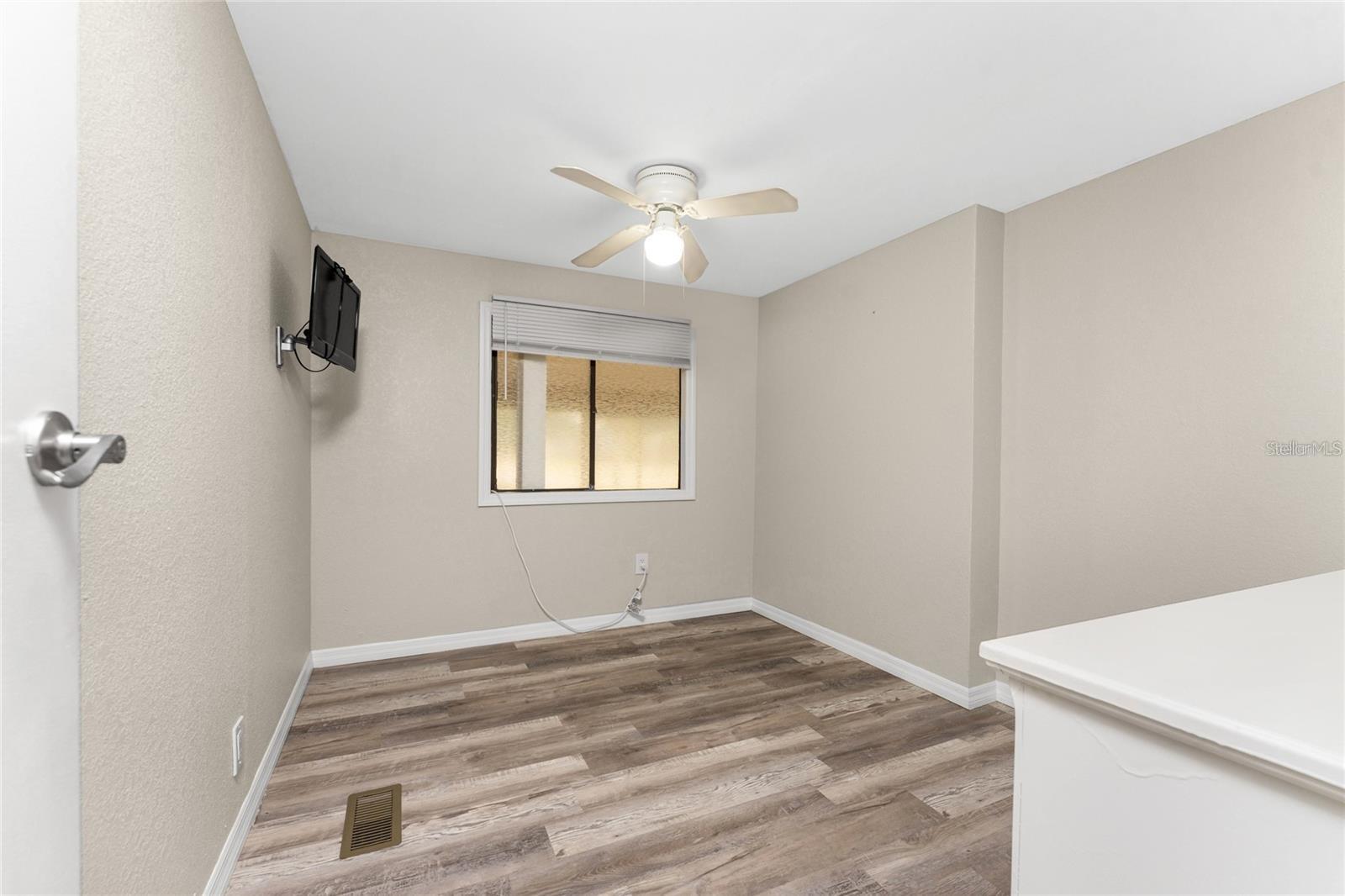 Image 51 of 52 For 15430 Olive Circle