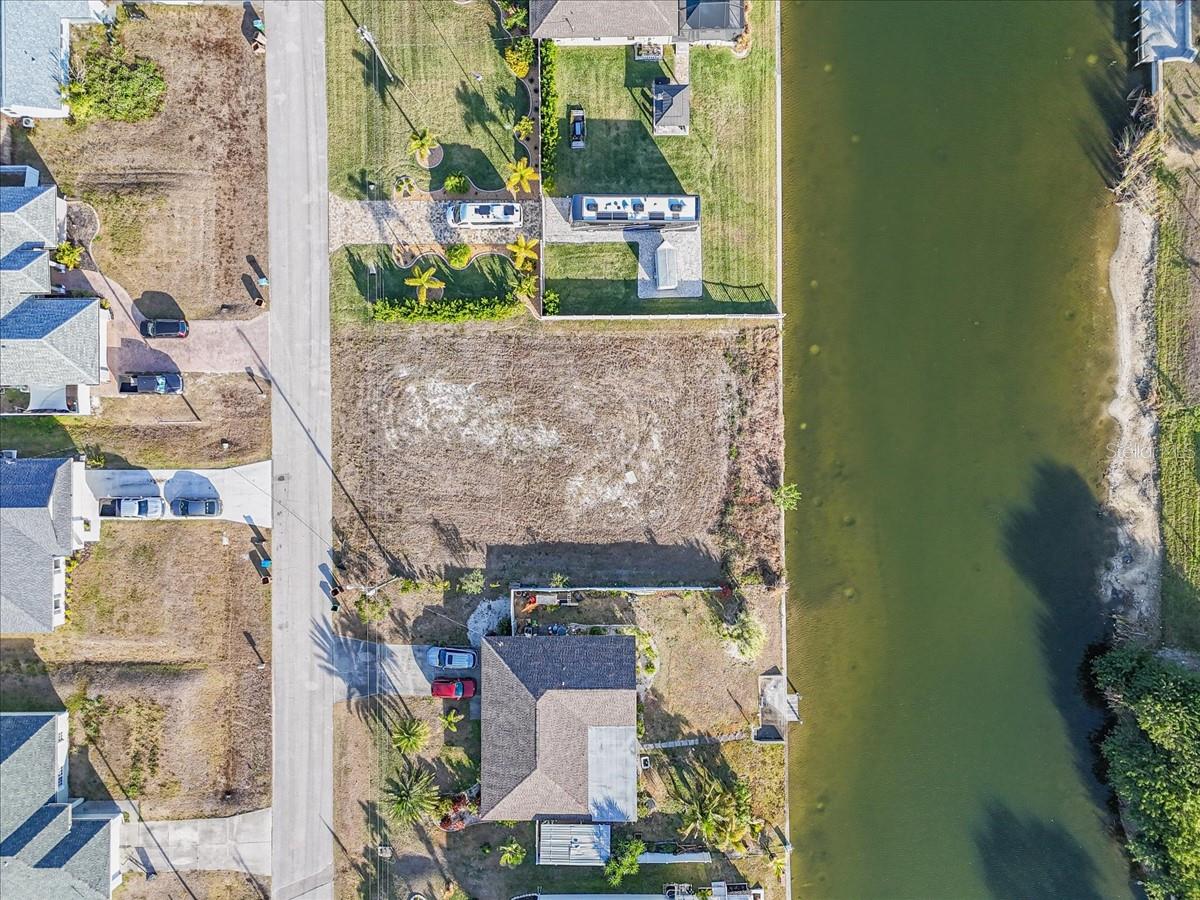 Image 18 of 41 For 322 20th Street