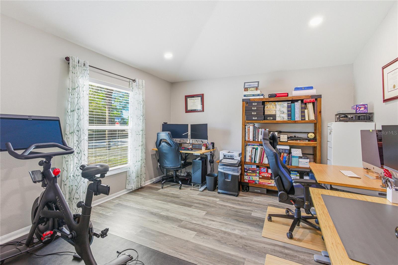 Image 12 of 48 For 5022 Bayberry Street