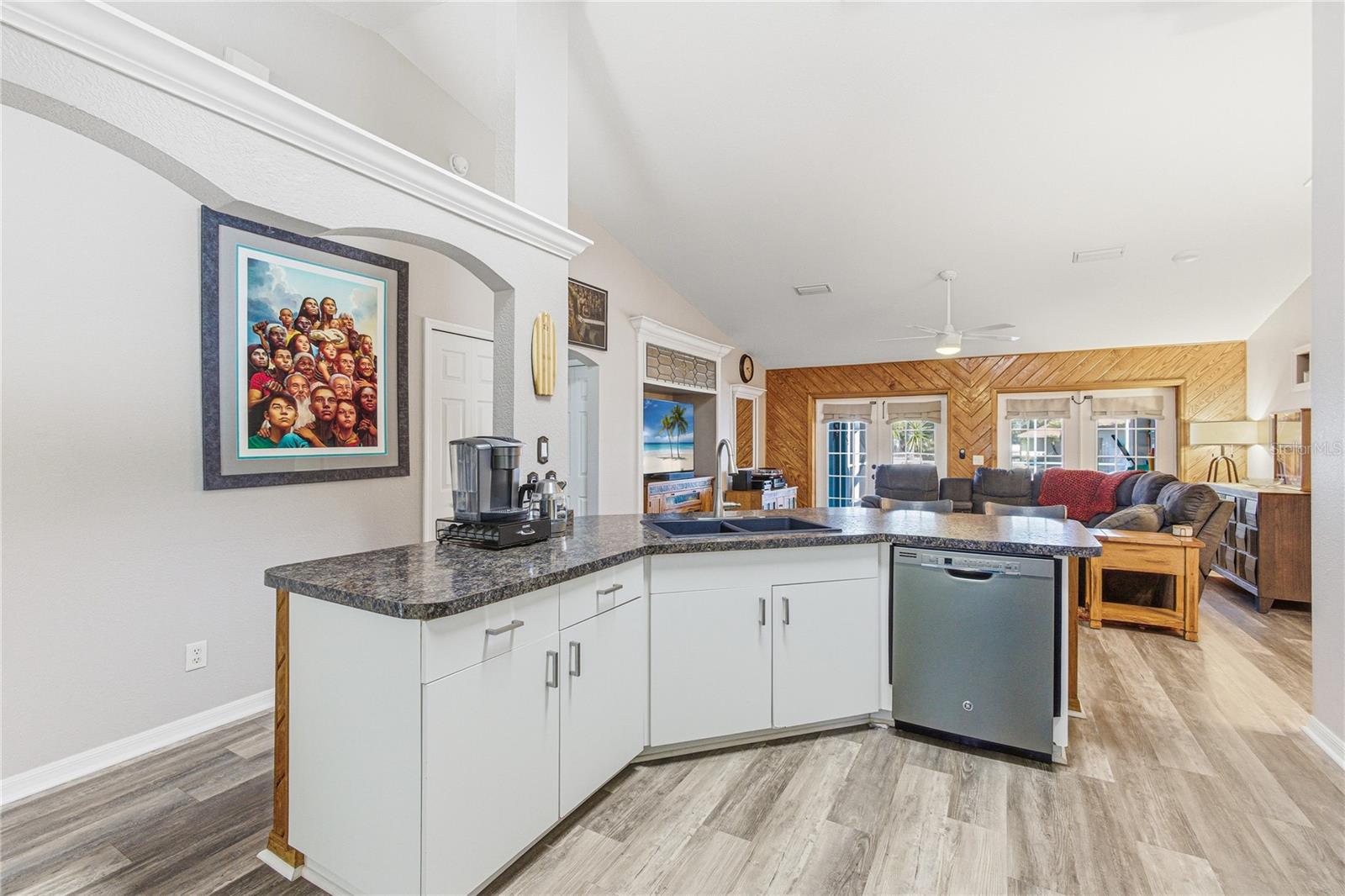 Image 18 of 48 For 5022 Bayberry Street